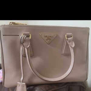 Authentic Prada Saffiano Lux Galleria